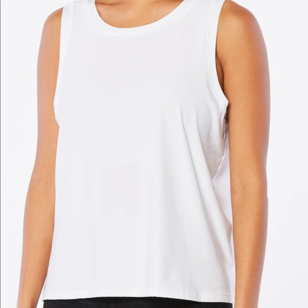 The Balance Collection Athletic Tank Top Women's Size M White brand new with tag